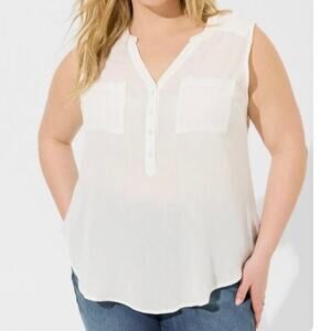 Torrid Harper Button Up Pocket Tank Top Blouse Size 4 White